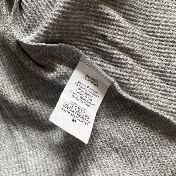 Pink Lily Grey Peplum Top - Picture 4 of 5